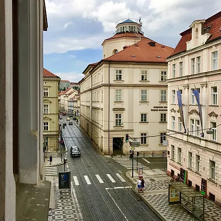 Flagrant Tom's * Prague